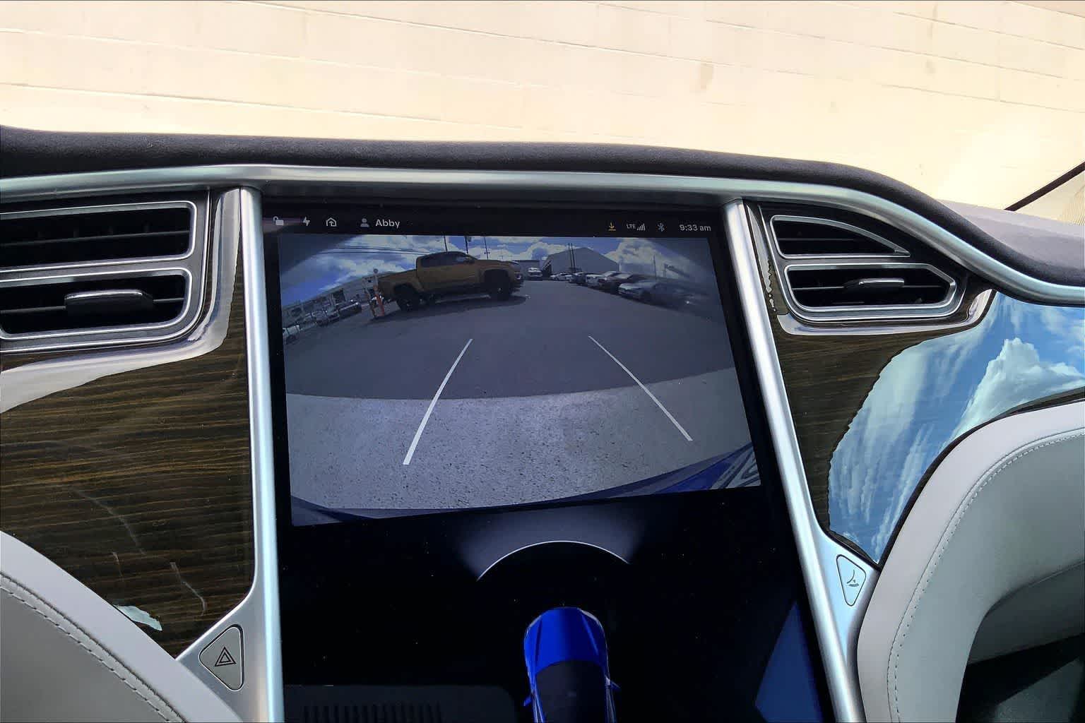 Thumbnail: 2015 Tesla Model S - 27