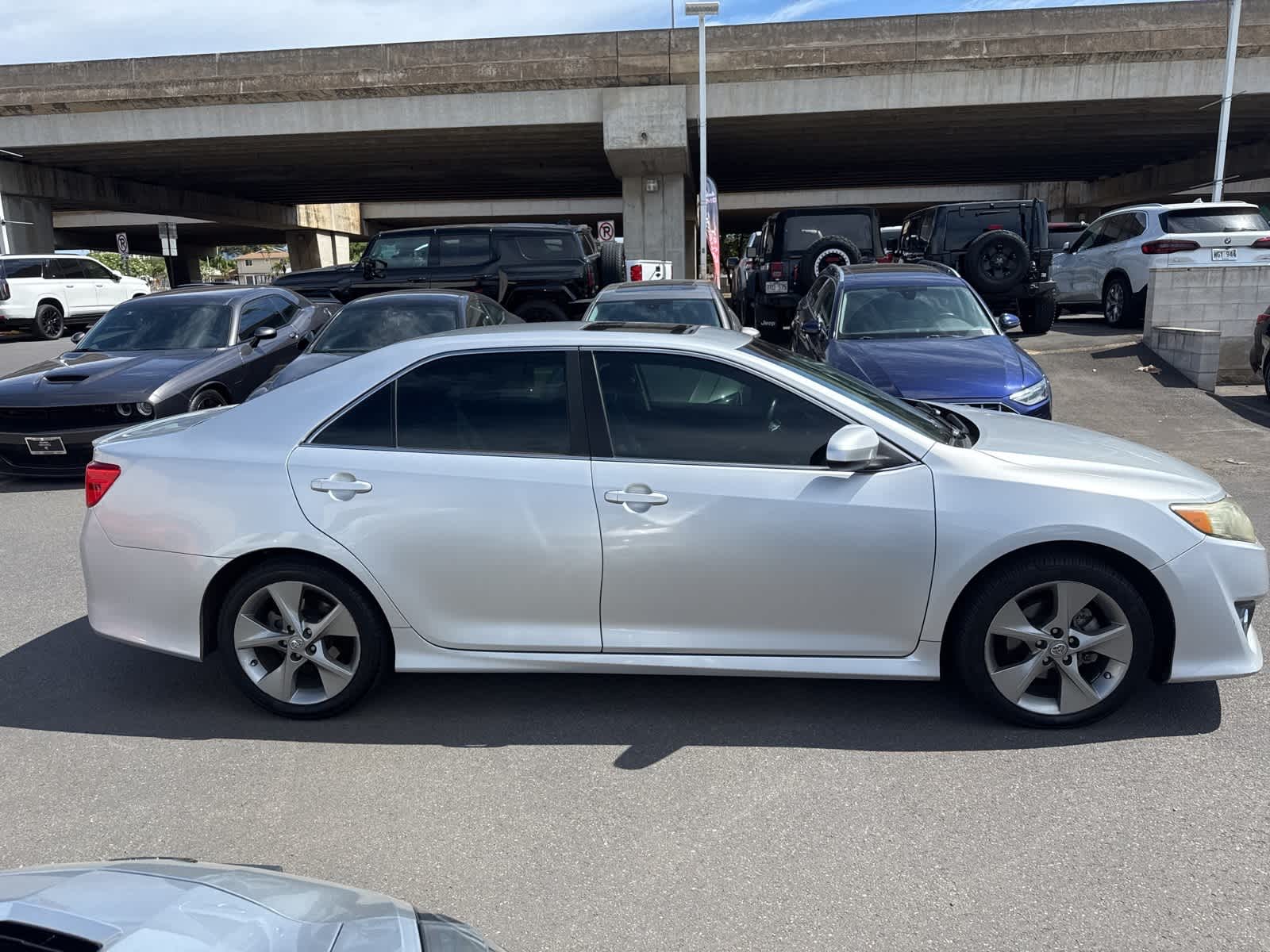 Thumbnail: 2014 Toyota Camry - 4
