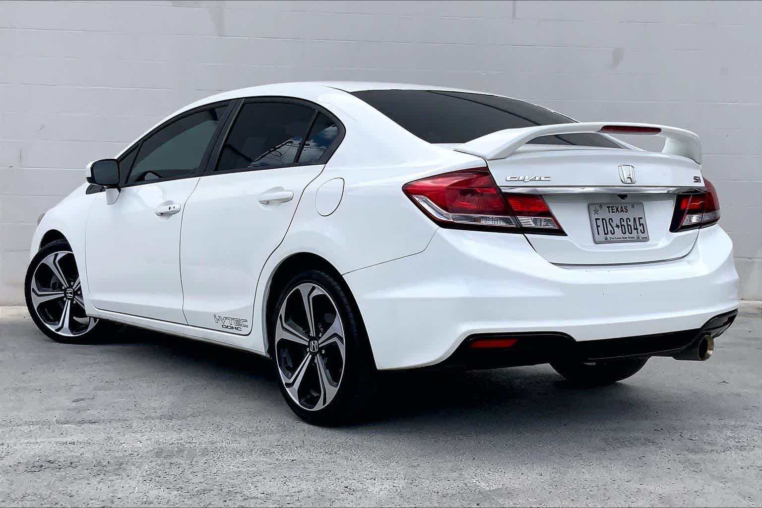 Thumbnail: 2015 Honda Civic - 4