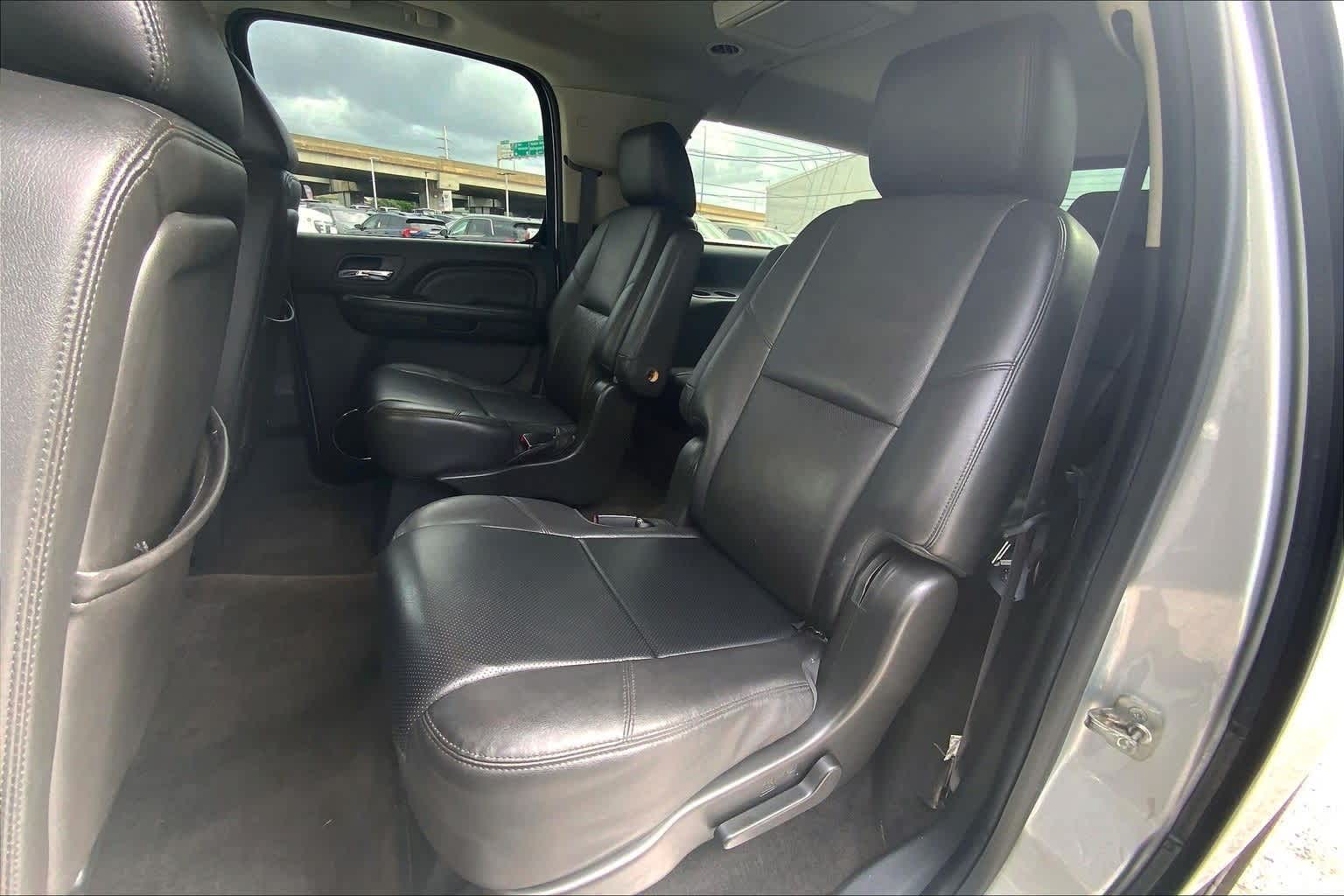 Thumbnail: 2014 GMC Yukon XL - 25