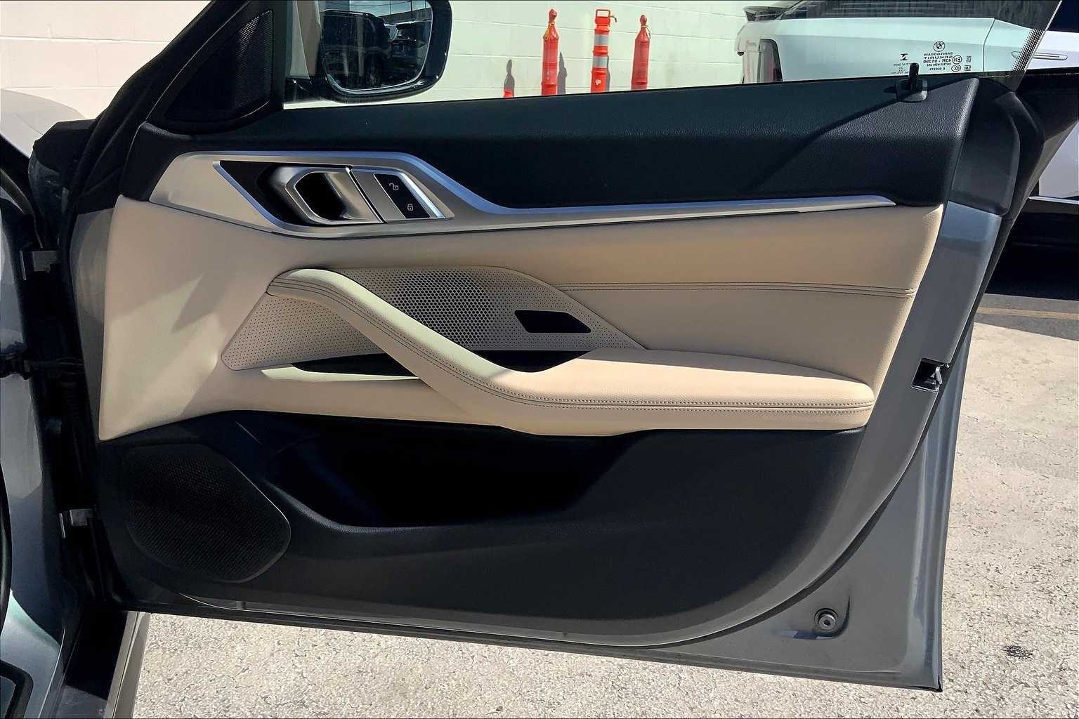 Thumbnail: 2022 BMW i4 - 29