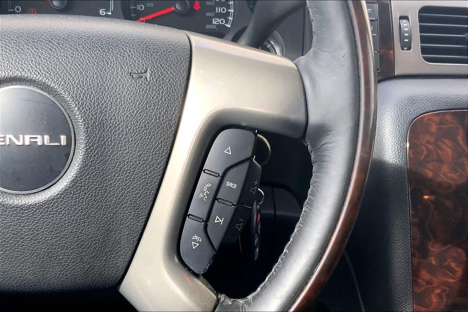 Thumbnail: 2014 GMC Yukon XL - 22