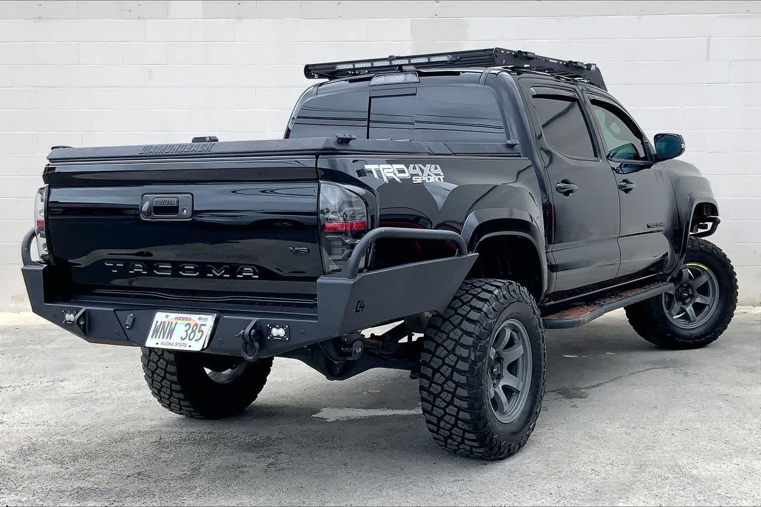 Thumbnail: 2022 Toyota Tacoma - 22