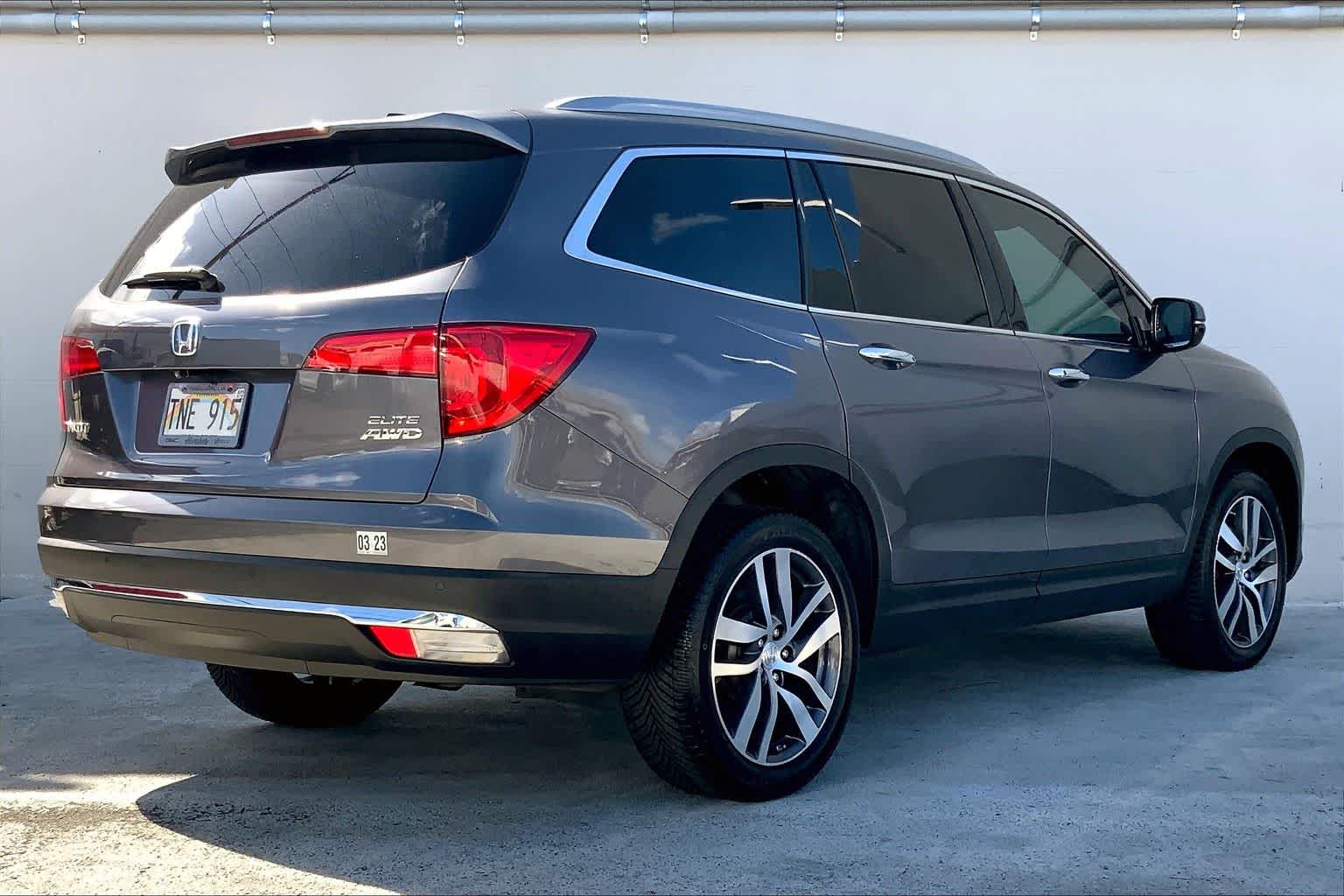 Thumbnail: 2018 Honda Pilot - 21