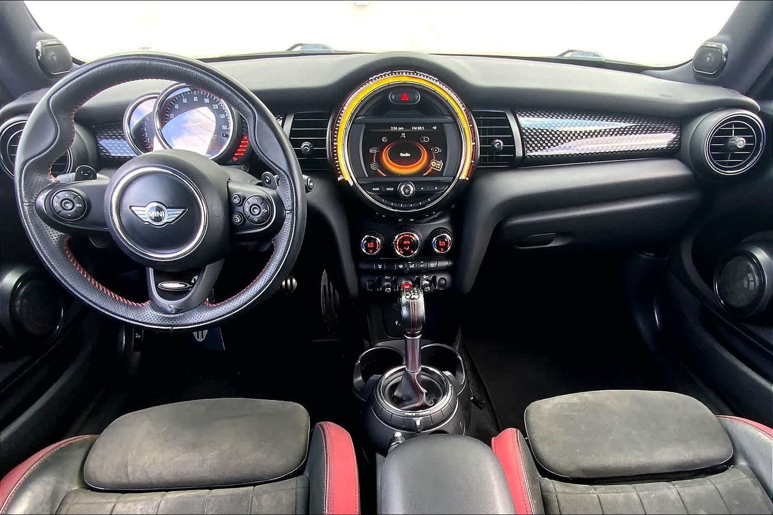 Thumbnail: 2015 MINI Cooper Hardtop - 10