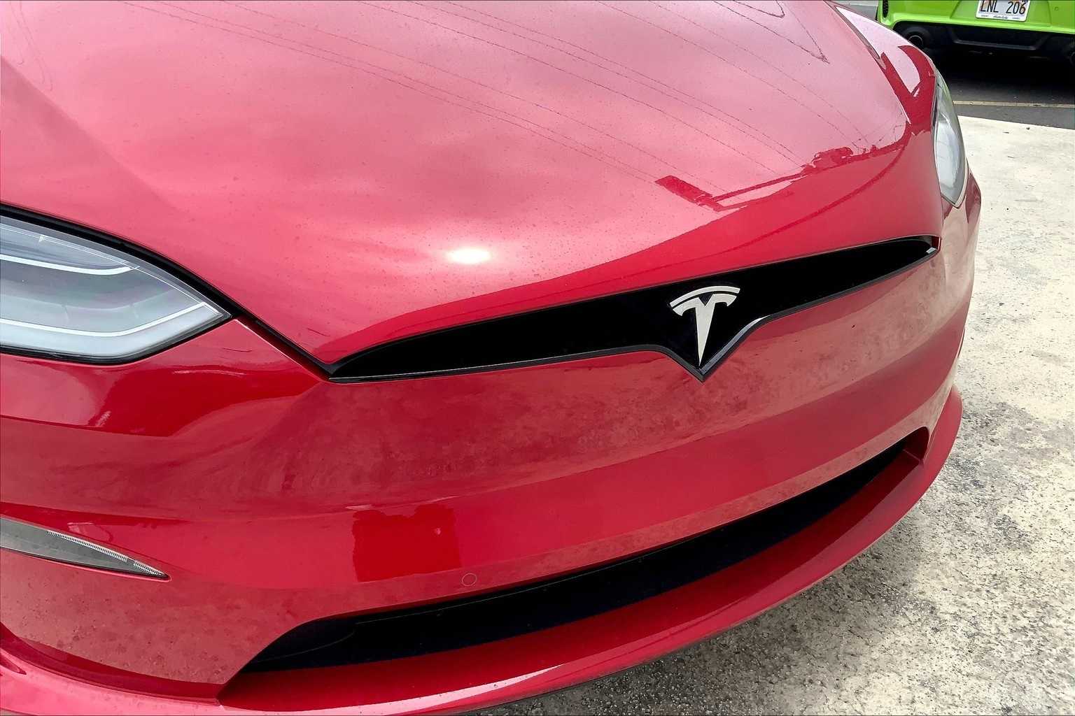 Thumbnail: 2022 Tesla Model X - 34