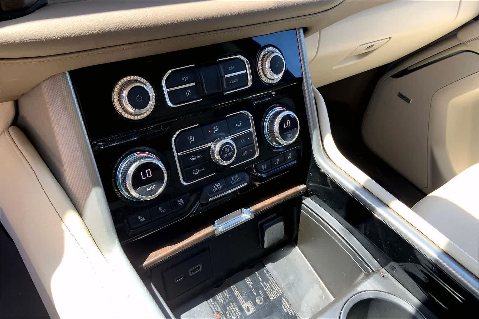 Thumbnail: 2021 GMC Yukon - 34
