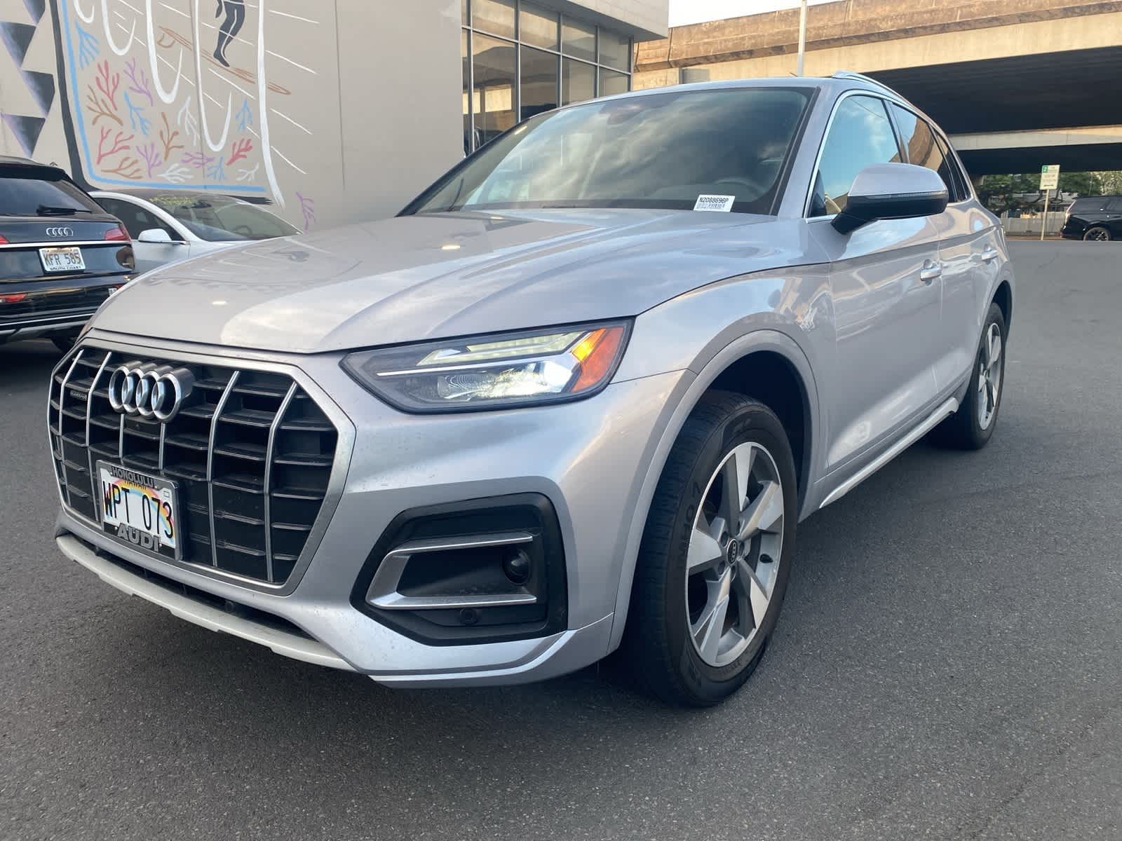Thumbnail: 2022 Audi Q5 - 1