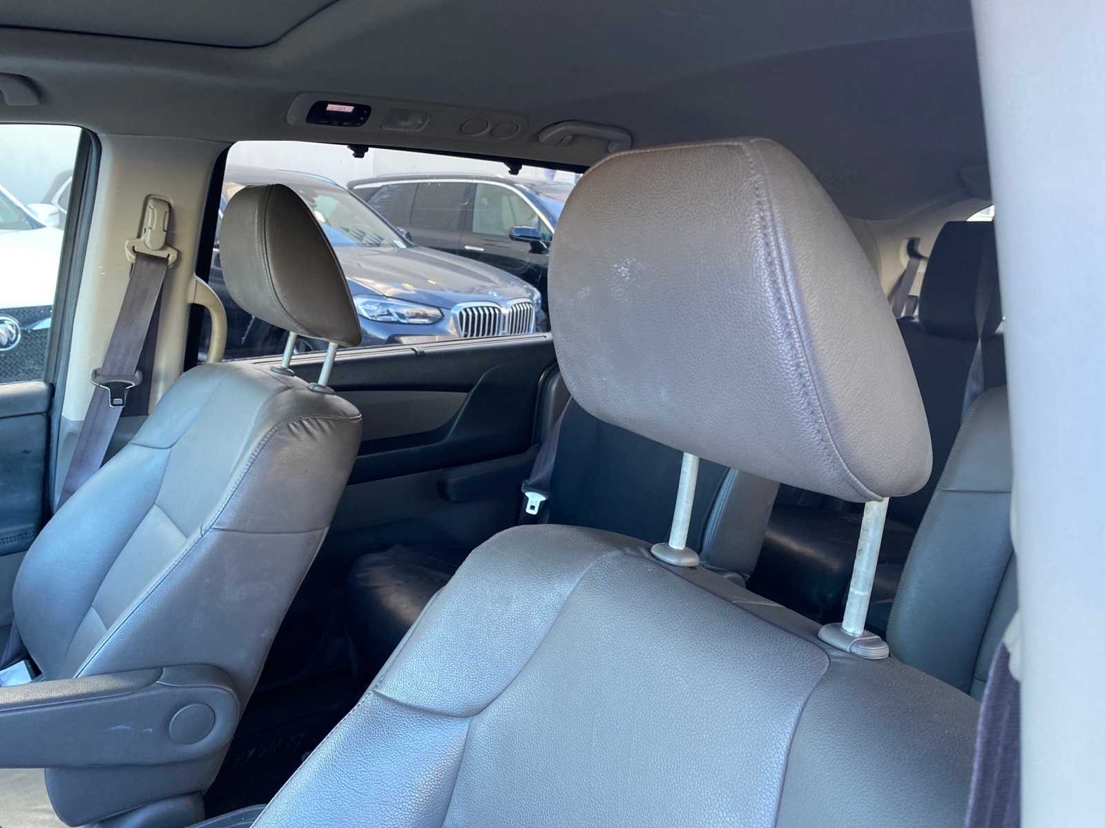 Thumbnail: 2016 Honda Odyssey - 8