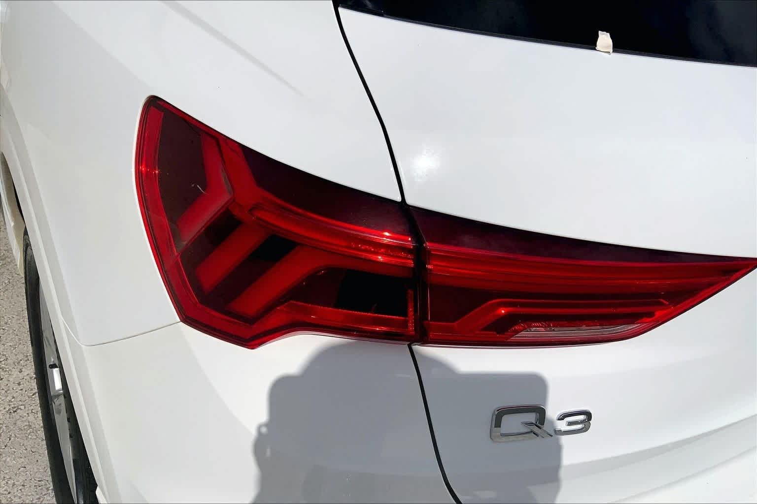 Thumbnail: 2023 Audi Q3 - 33