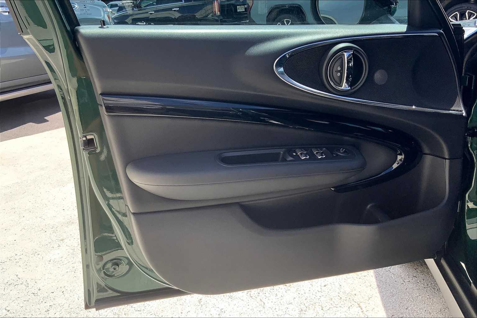 Thumbnail: 2019 MINI Cooper Clubman - 28