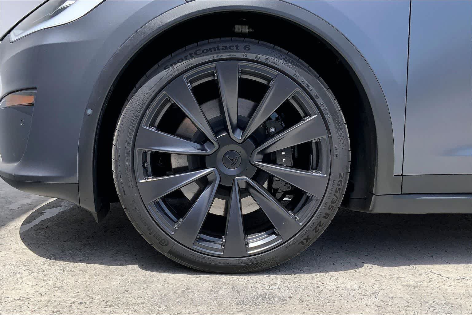 Thumbnail: 2022 Tesla Model X - 9