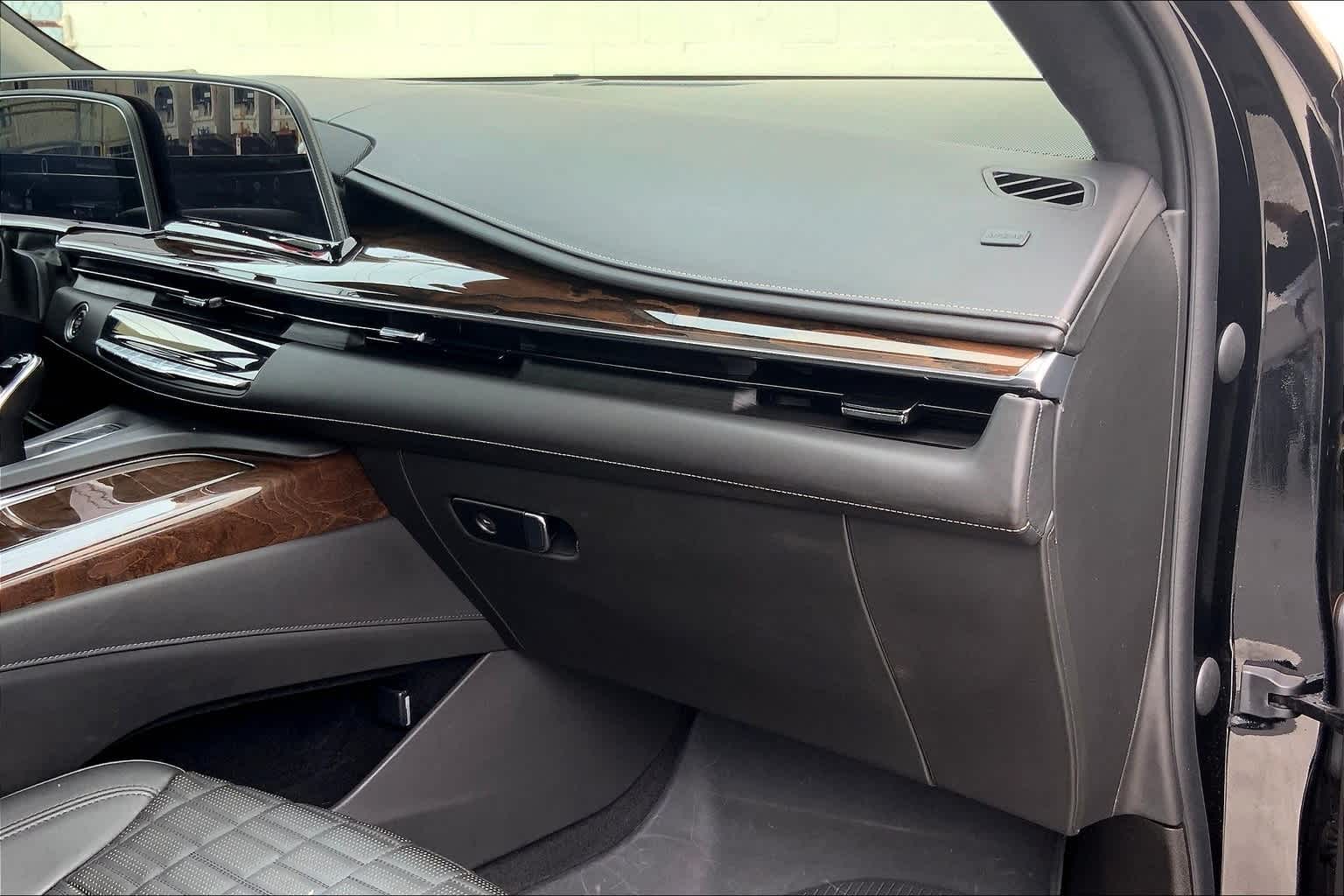 Thumbnail: 2021 Cadillac Escalade - 22