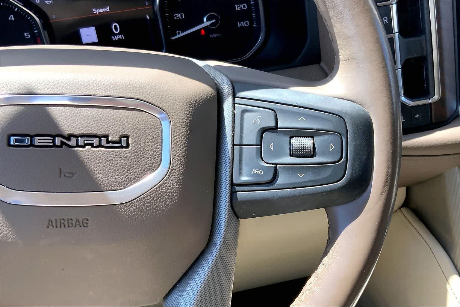 Thumbnail: 2021 GMC Yukon - 25