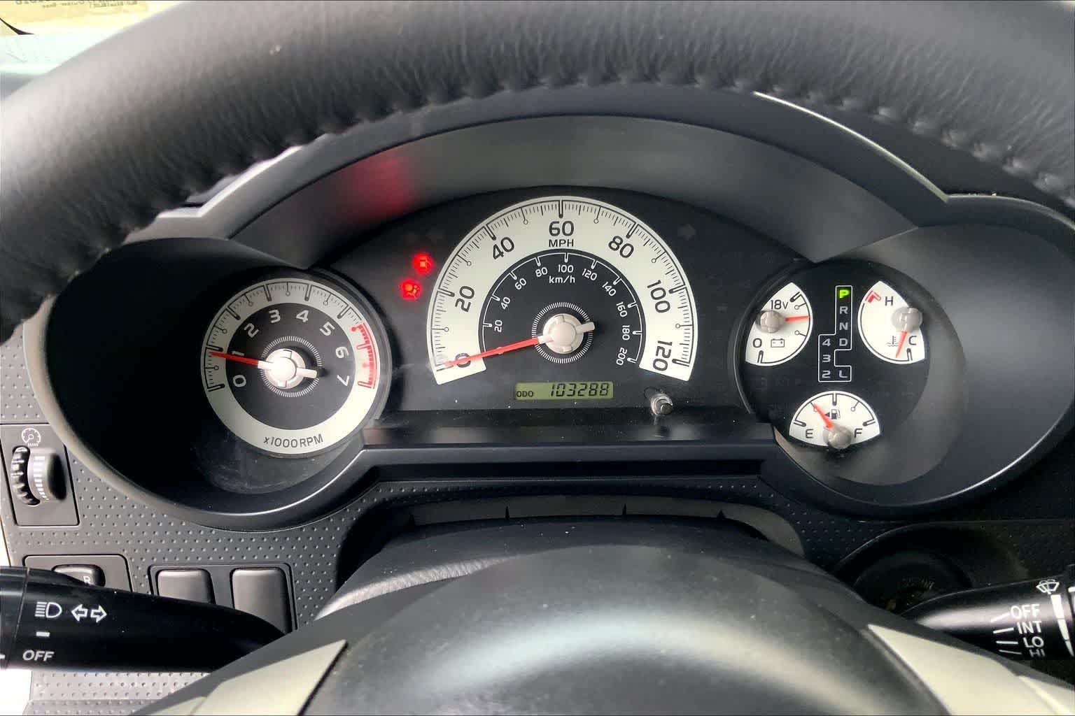 Thumbnail: 2007 Toyota FJ Cruiser - 17