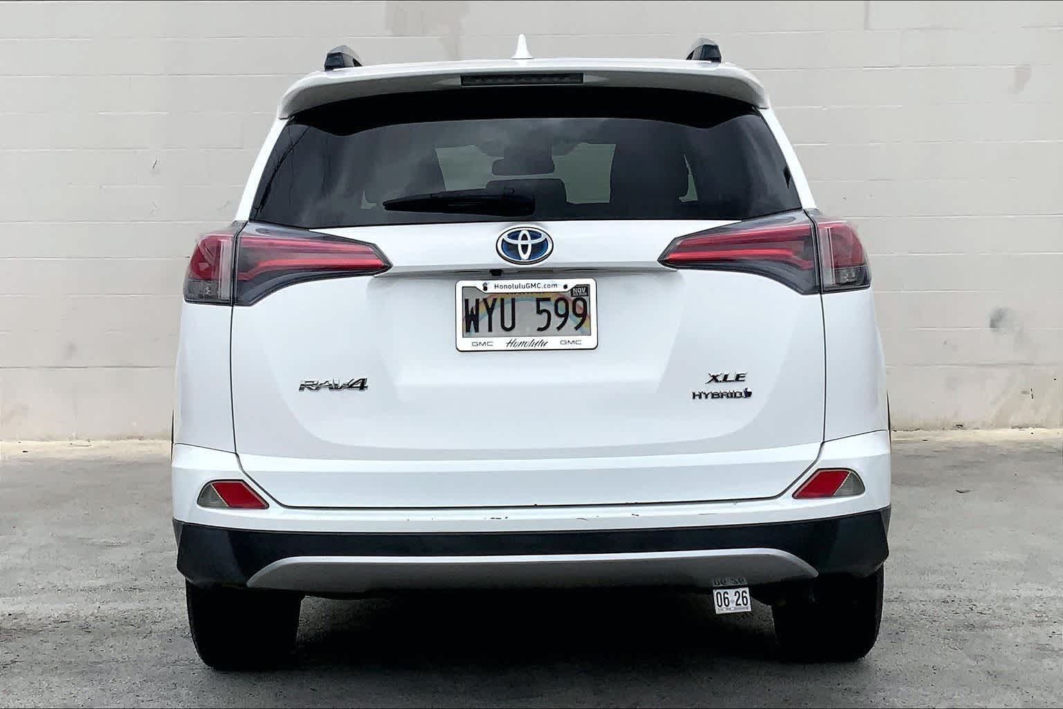 Thumbnail: 2017 Toyota RAV4 - 5