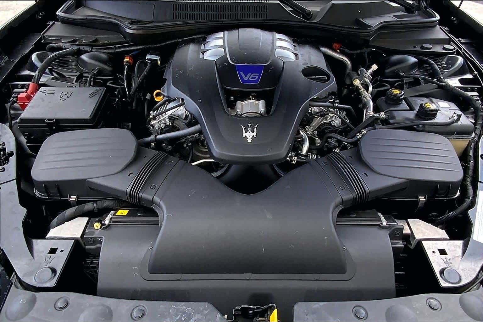 Thumbnail: 2023 Maserati Ghibli - 10