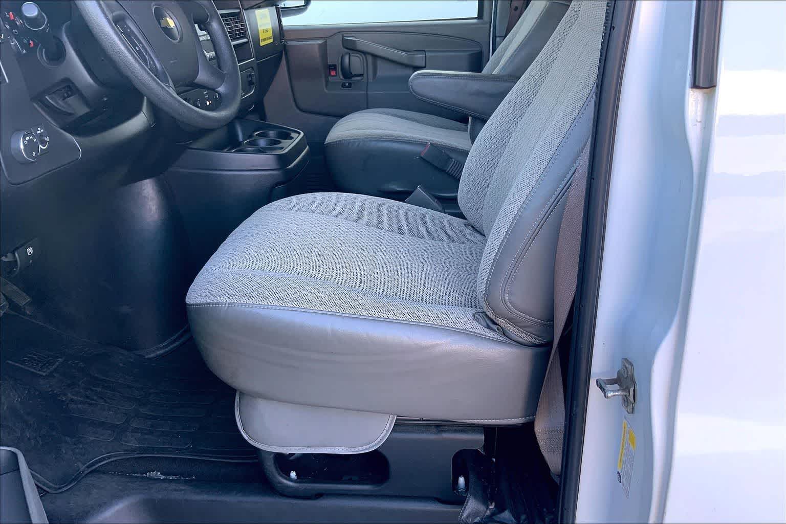 Thumbnail: 2020 Chevrolet Express - 12