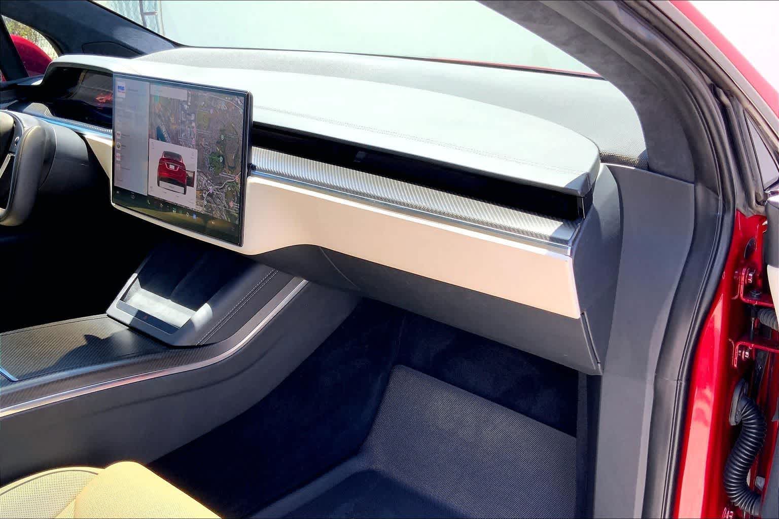 Thumbnail: 2022 Tesla Model X - 24