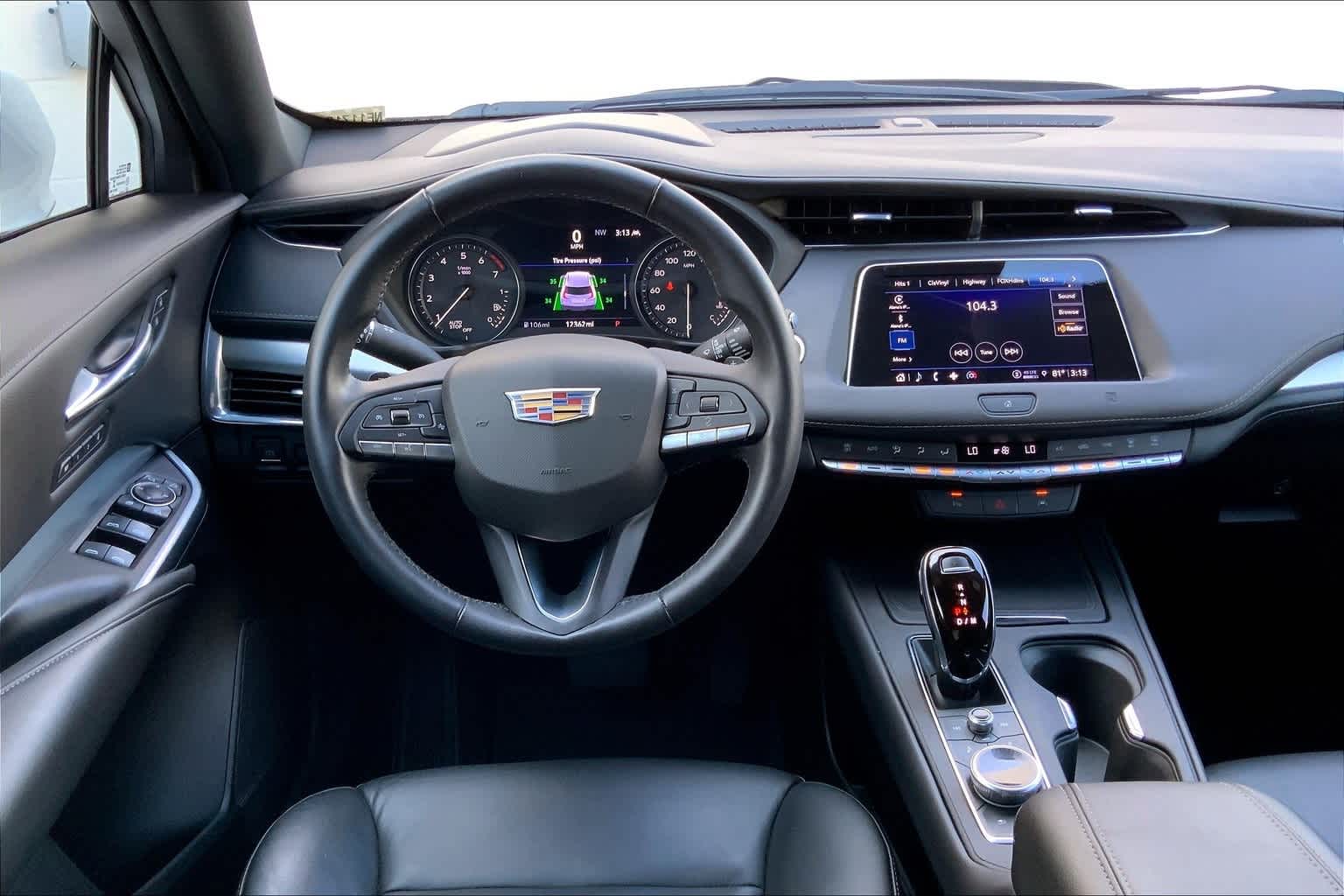 Thumbnail: 2021 Cadillac XT4 - 14