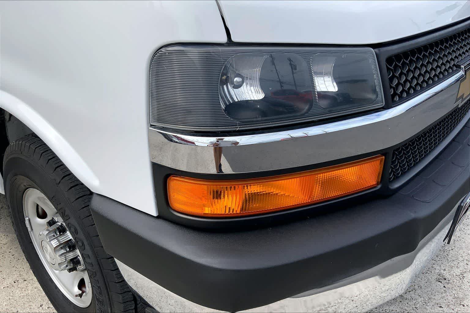 Thumbnail: 2019 Chevrolet Express - 31