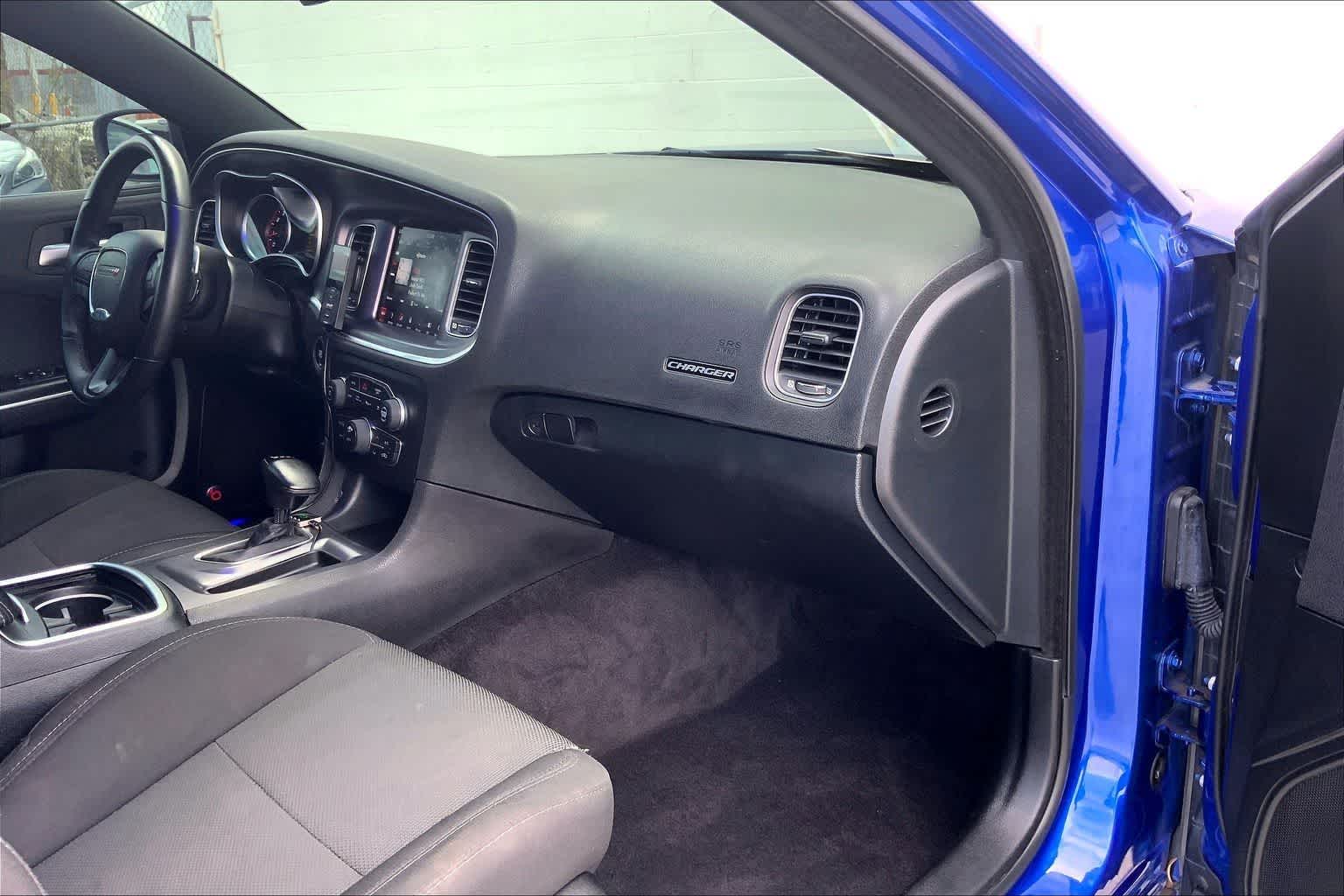 Thumbnail: 2018 Dodge Charger - 24