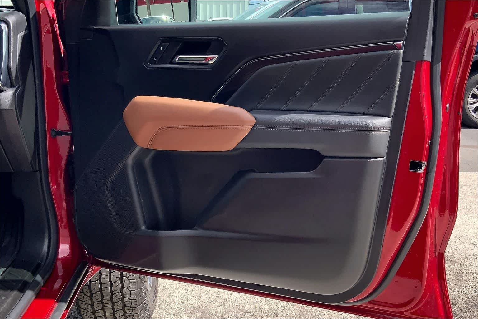 Thumbnail: 2023 GMC Canyon - 28