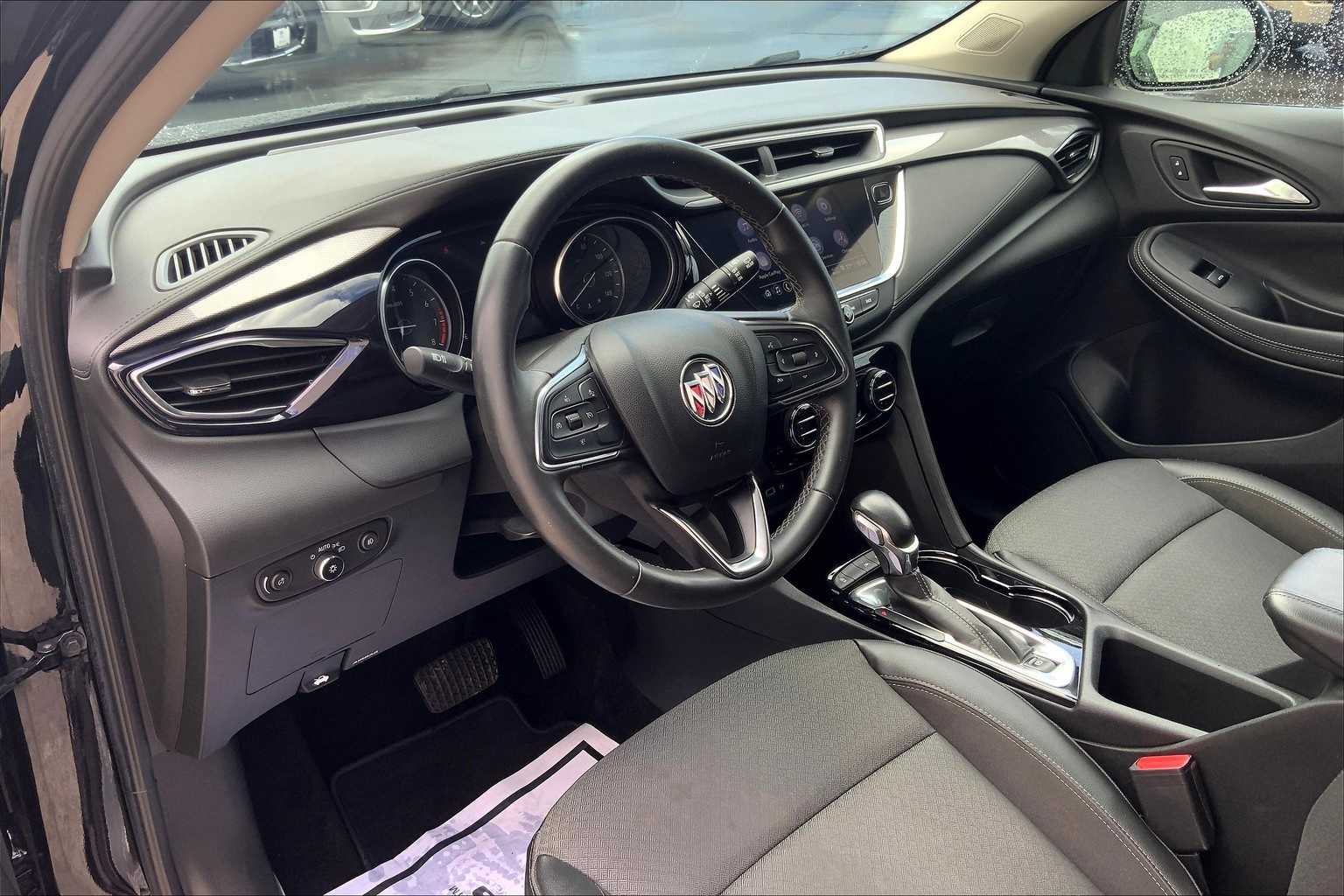Thumbnail: 2022 Buick Encore GX - 3