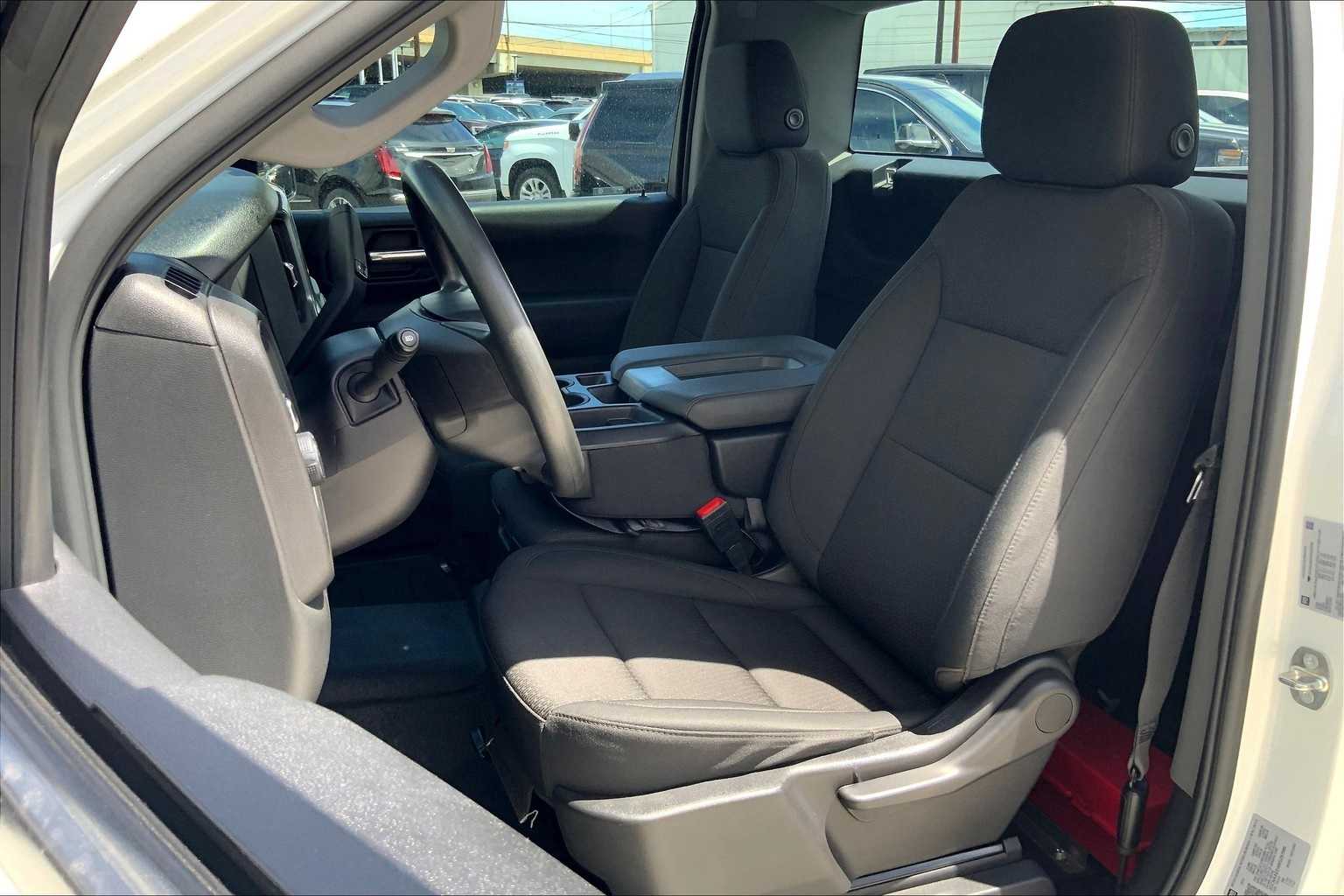 Thumbnail: 2024 Chevrolet Silverado 1500 - 12