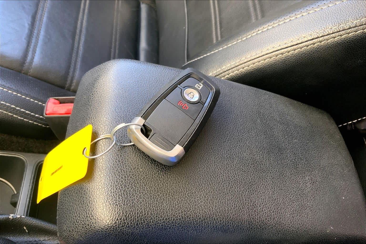 Thumbnail: 2018 Ford EcoSport - 20