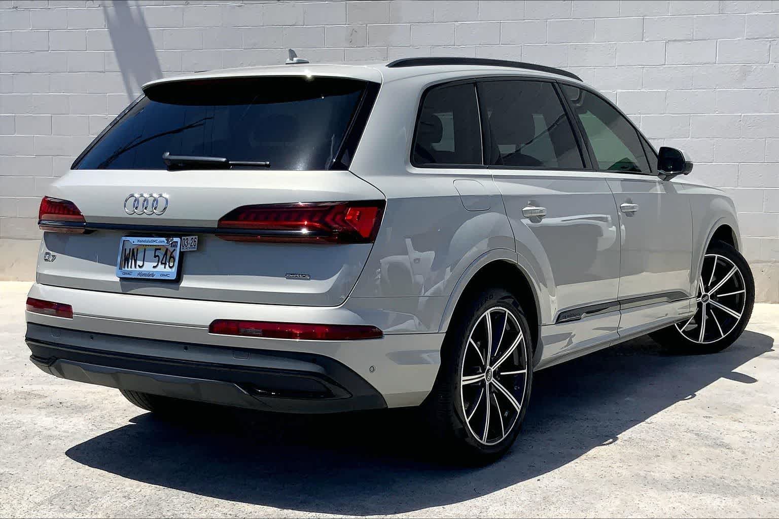 Thumbnail: 2022 Audi Q7 - 22