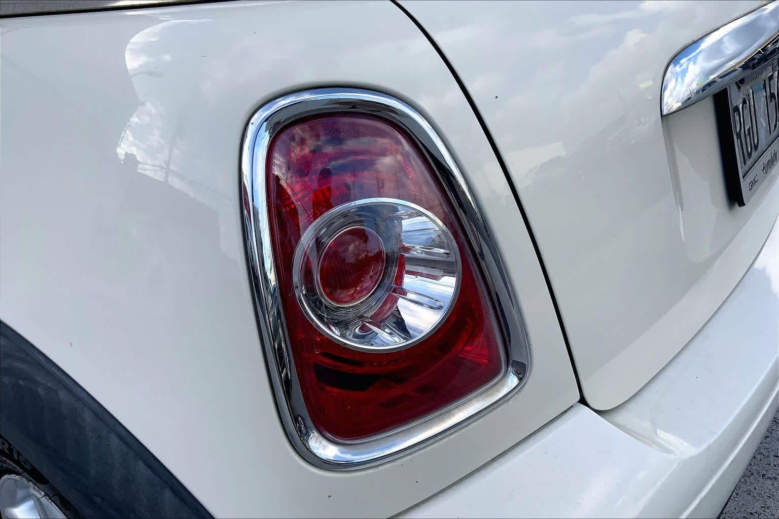 Thumbnail: 2011 MINI Cooper - 28