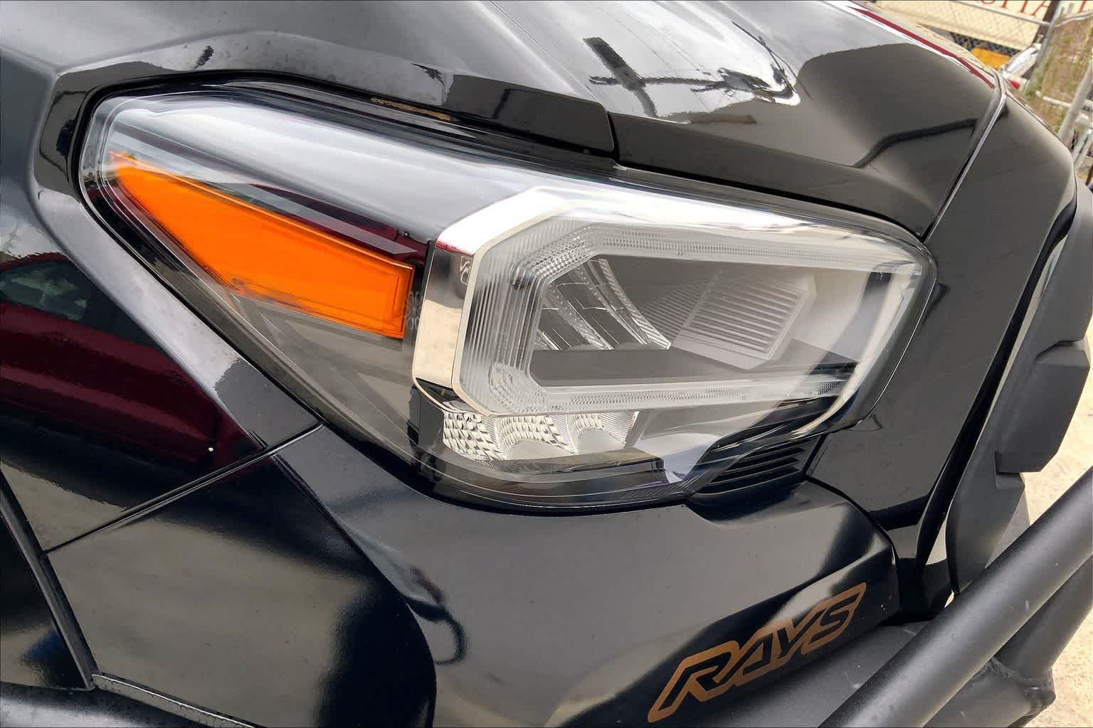 Thumbnail: 2022 Toyota Tacoma - 31