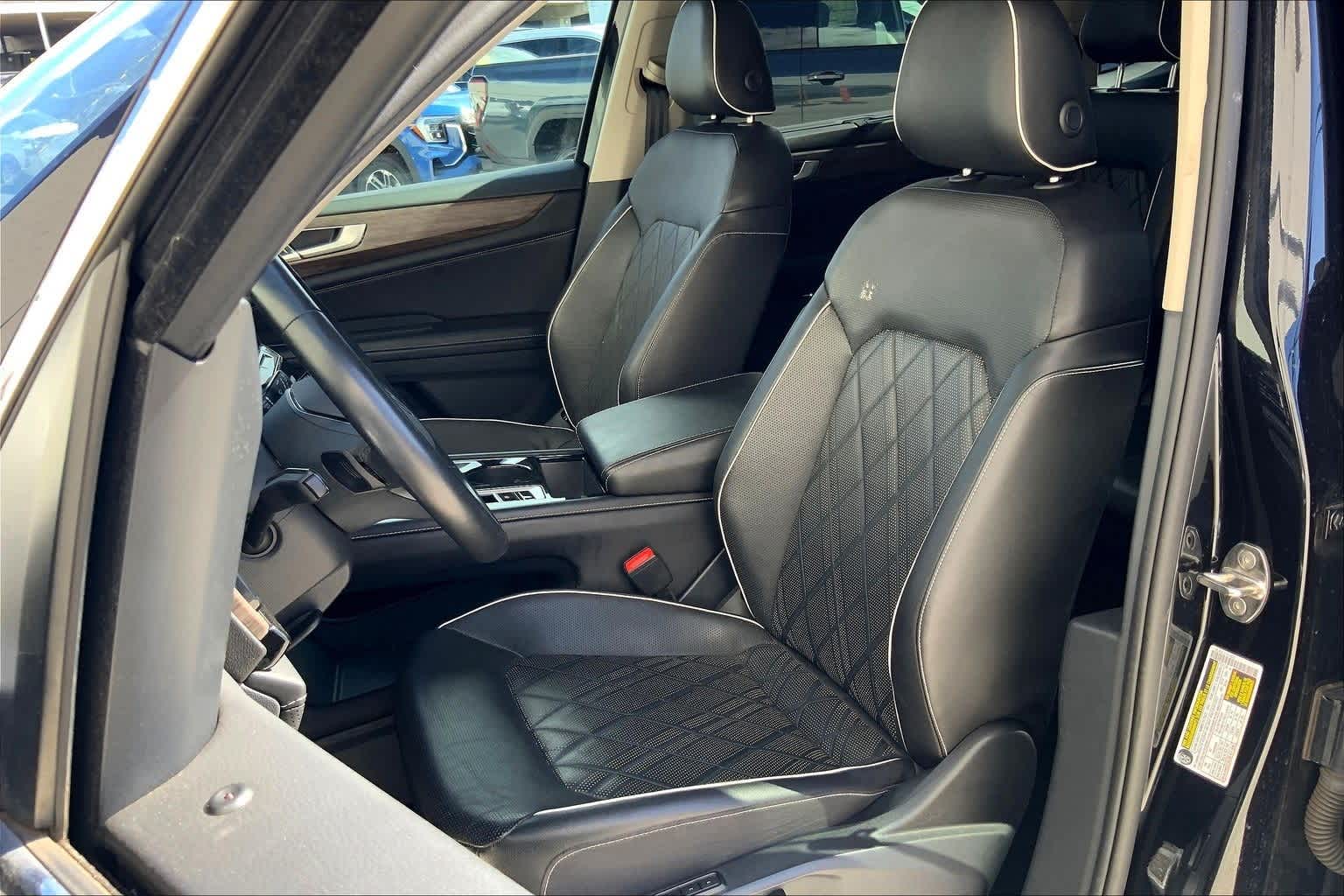 Thumbnail: 2024 Volkswagen Atlas - 12