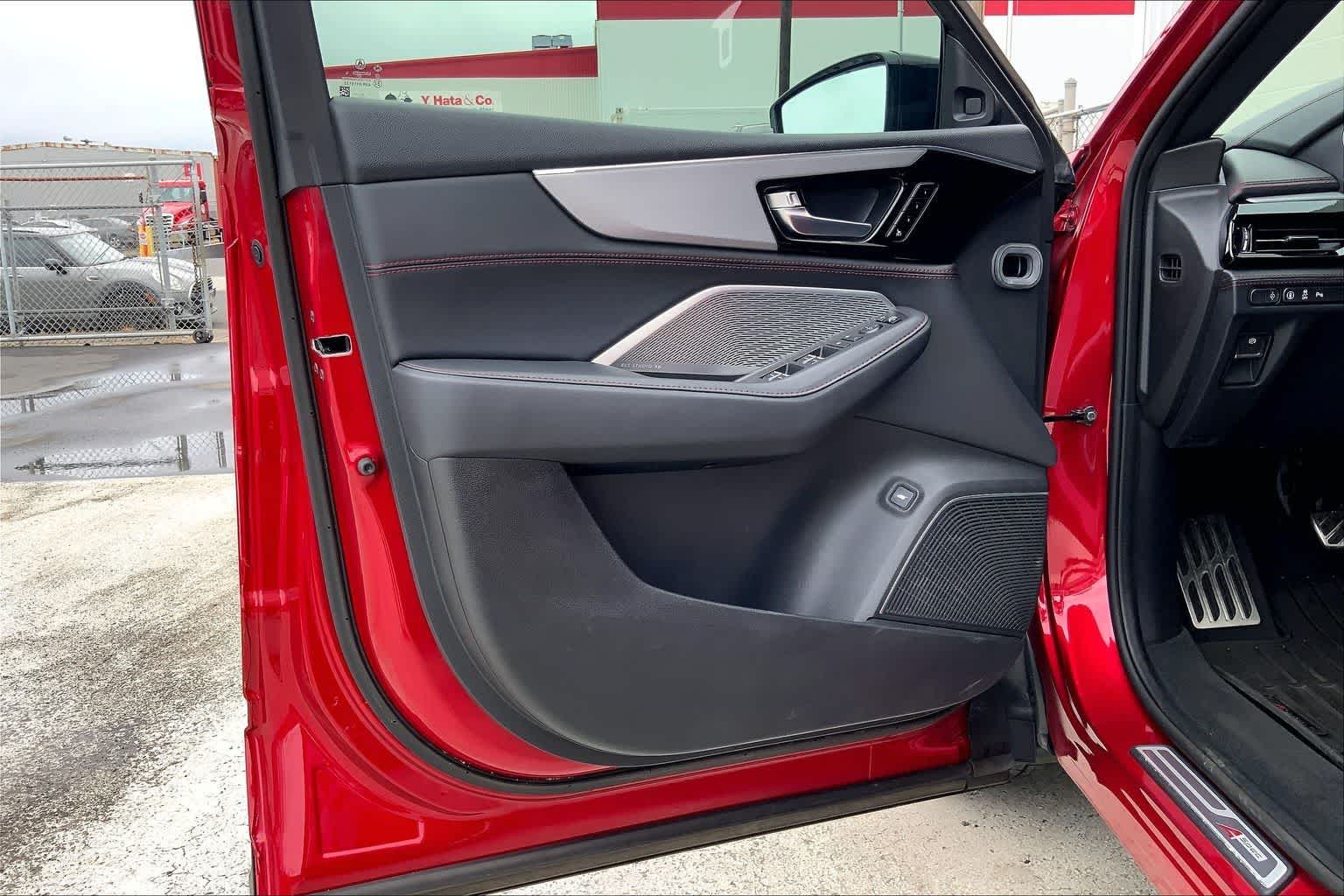 Thumbnail: 2022 Acura MDX - 27