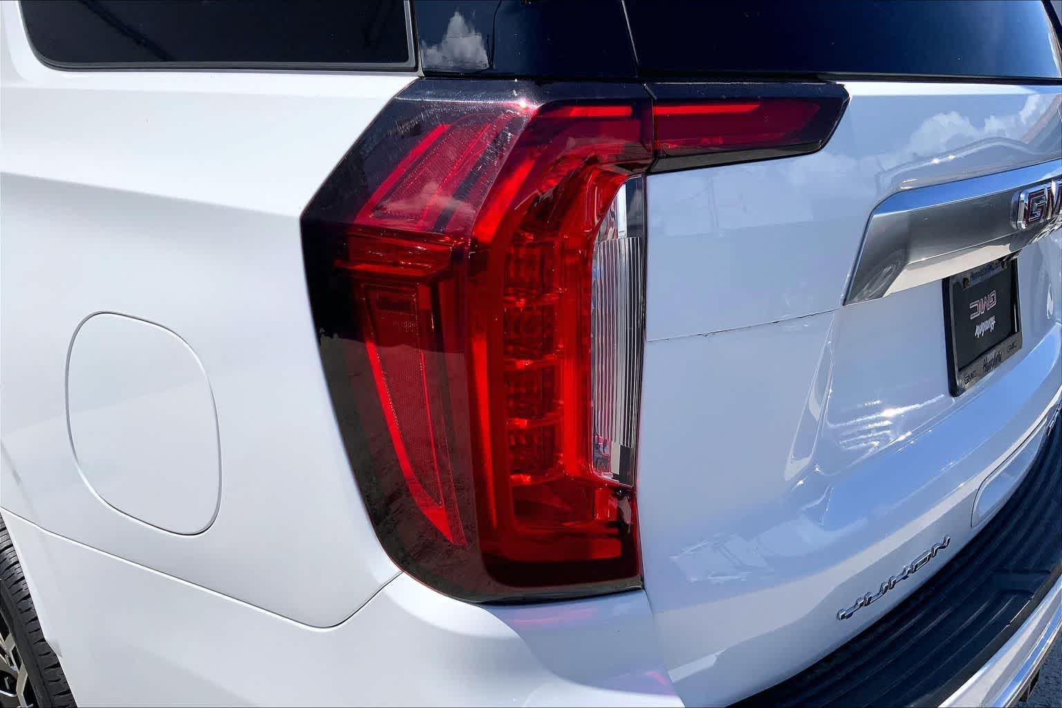 Thumbnail: 2021 GMC Yukon - 32