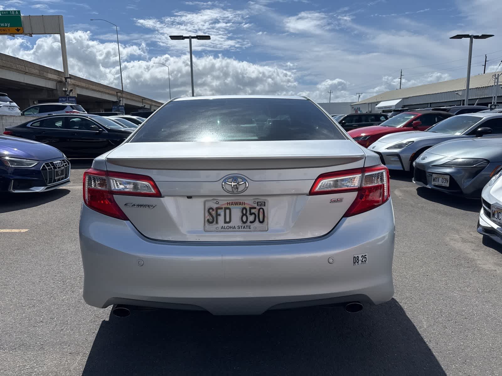 Thumbnail: 2014 Toyota Camry - 6