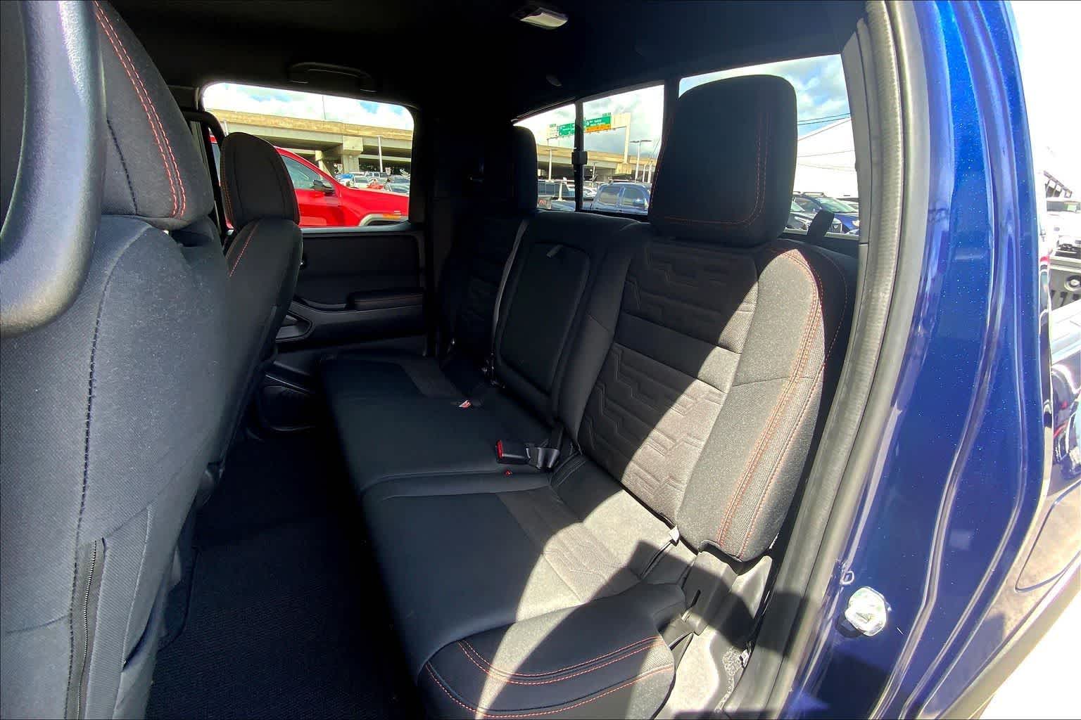 Thumbnail: 2022 Nissan Frontier - 29