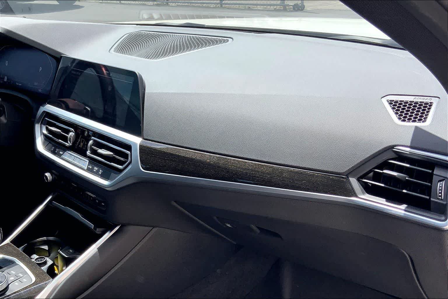 Thumbnail: 2023 BMW 4 Series - 23