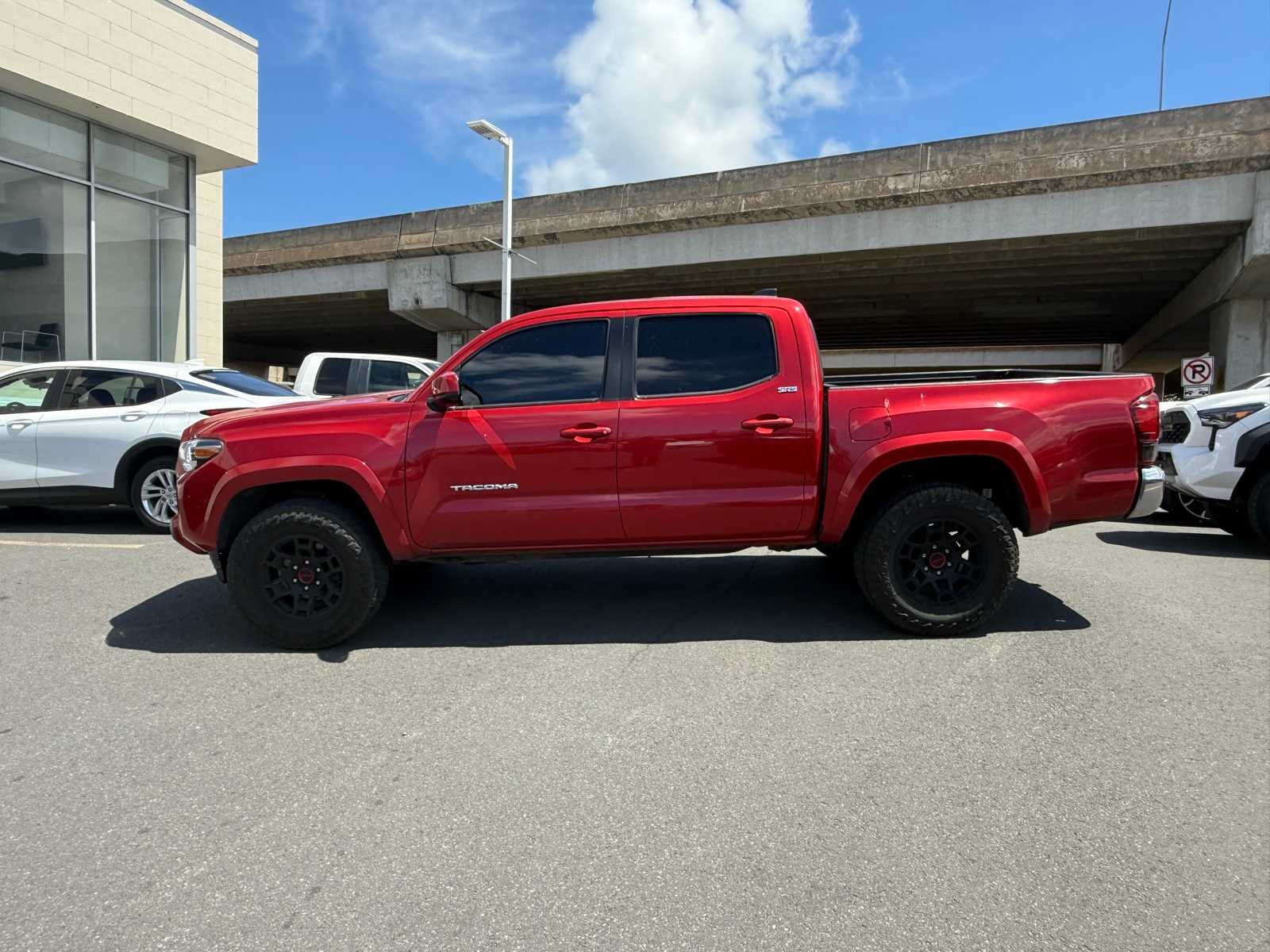 Thumbnail: 2022 Toyota Tacoma - 4