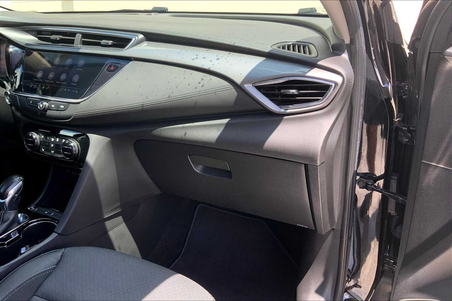 Thumbnail: 2022 Buick Encore GX - 24