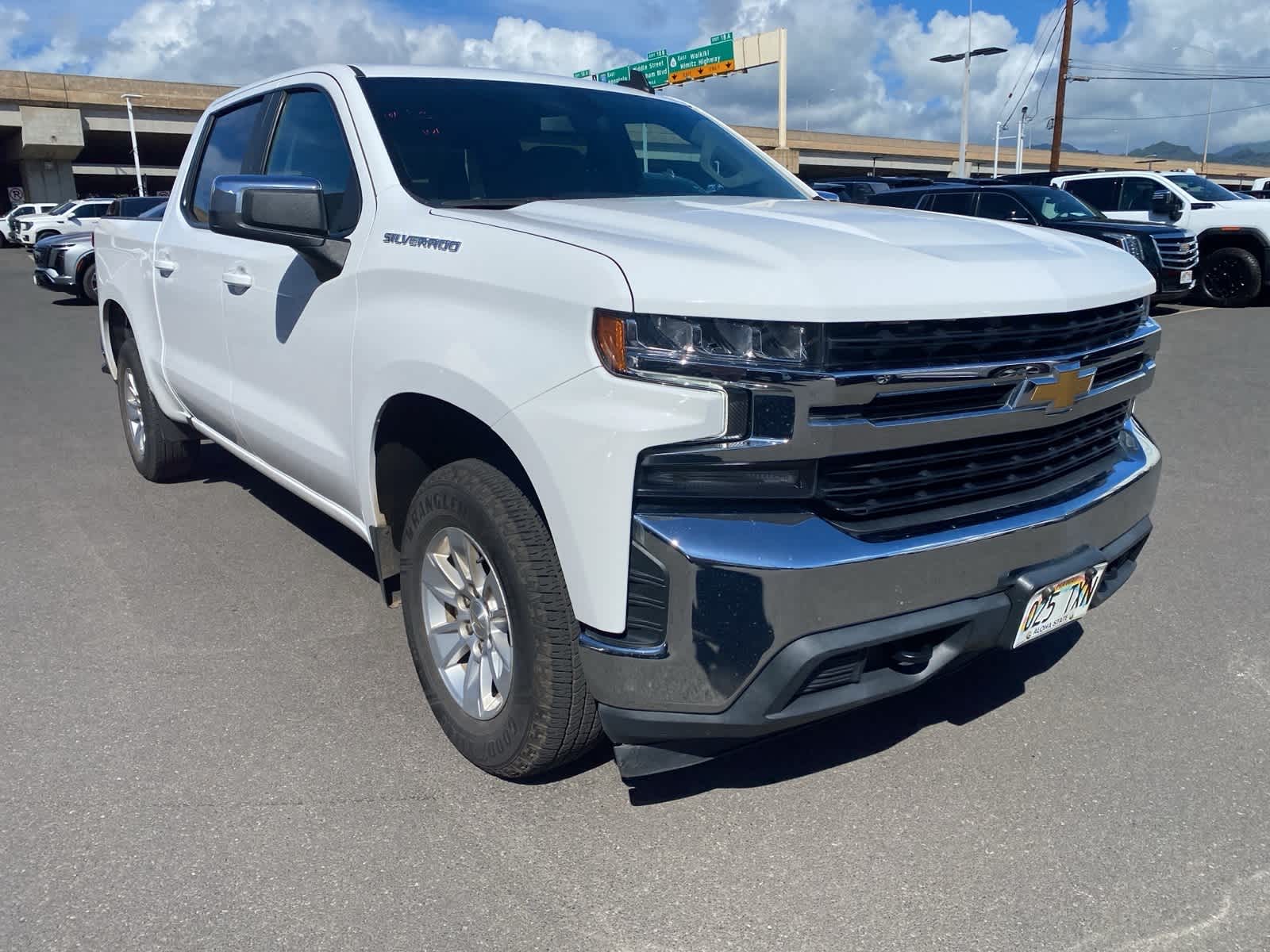 Thumbnail: 2022 Chevrolet Silverado 1500 - 3