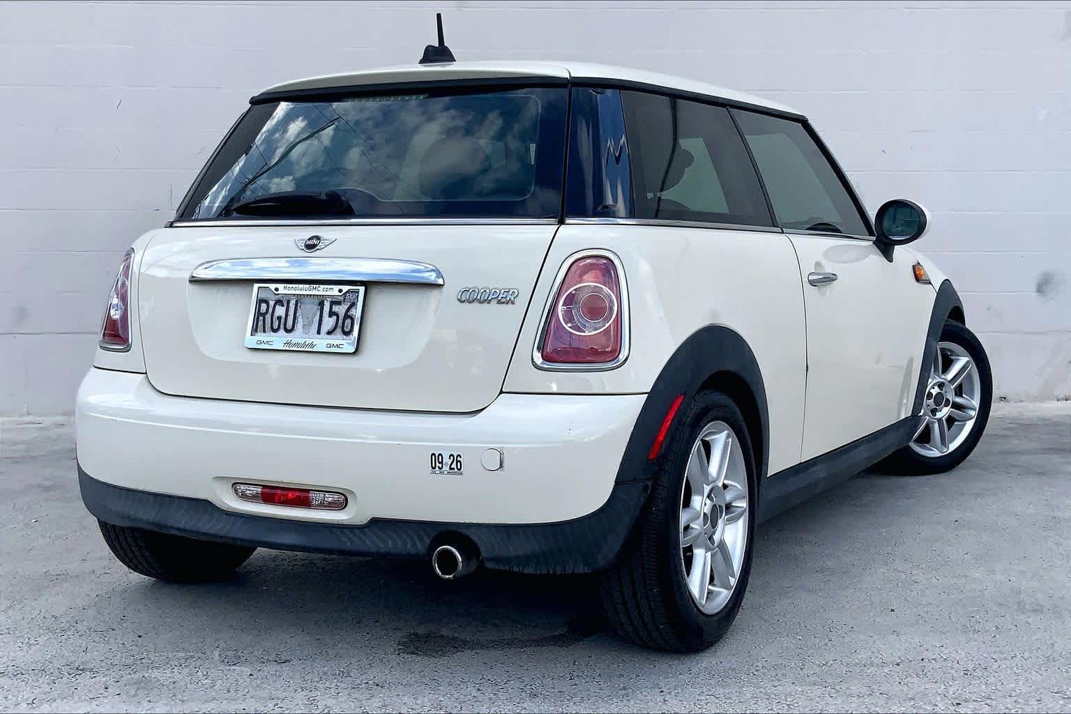 Thumbnail: 2011 MINI Cooper - 20