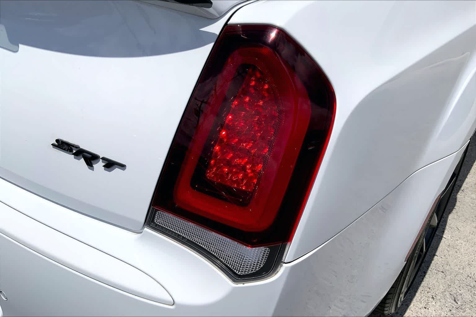 Thumbnail: 2023 Chrysler 300 - 33