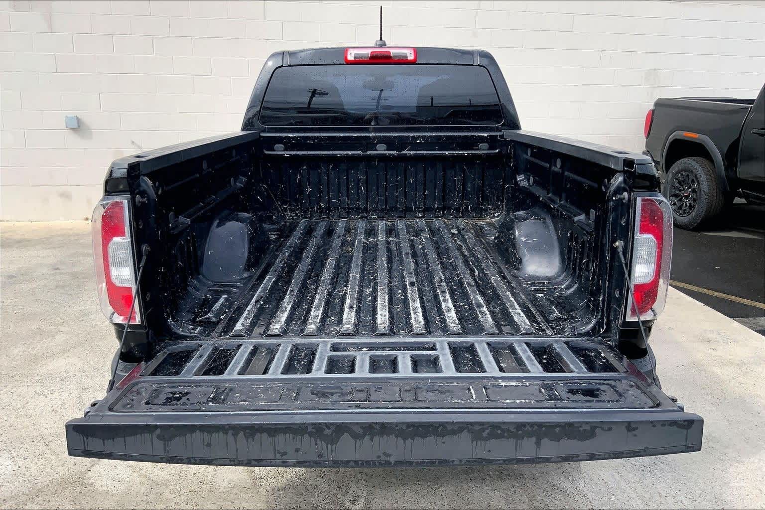 Thumbnail: 2019 GMC Canyon - 18