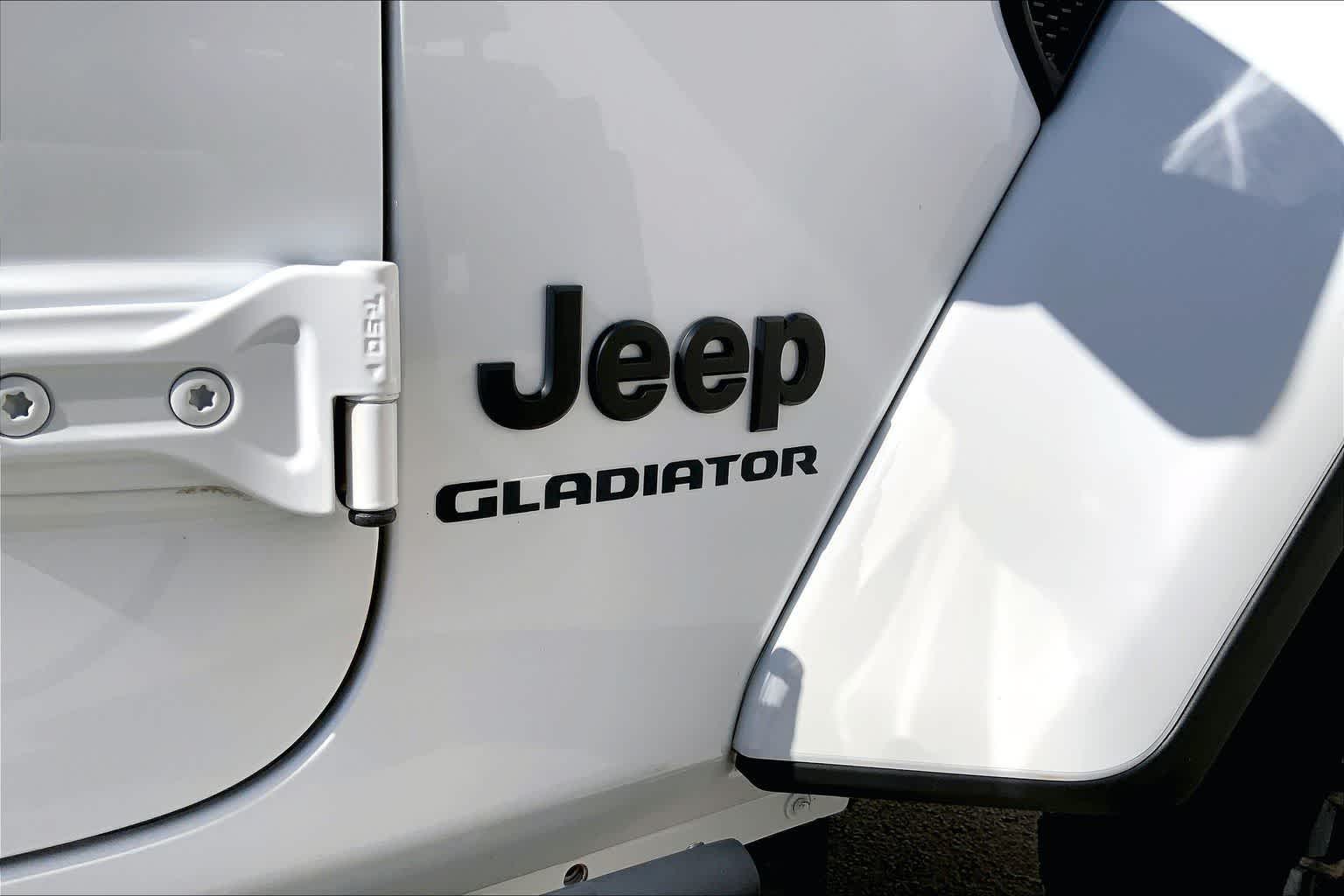 Thumbnail: 2022 Jeep Gladiator - 8