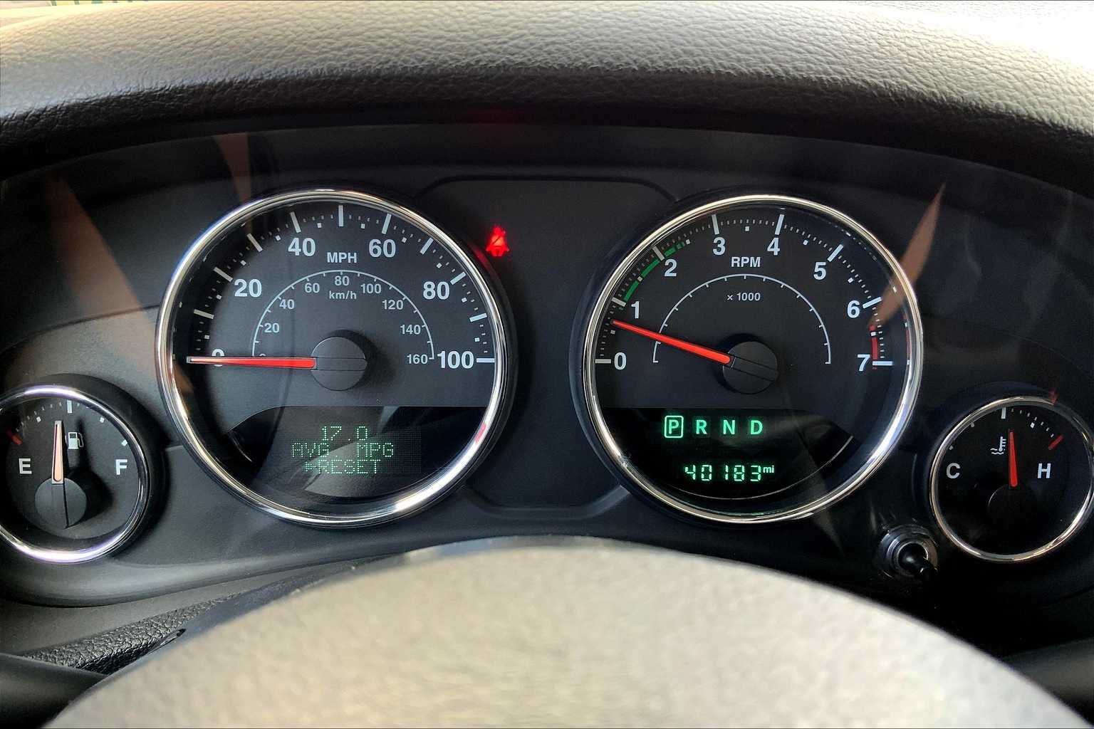 Thumbnail: 2017 Jeep Wrangler - 18