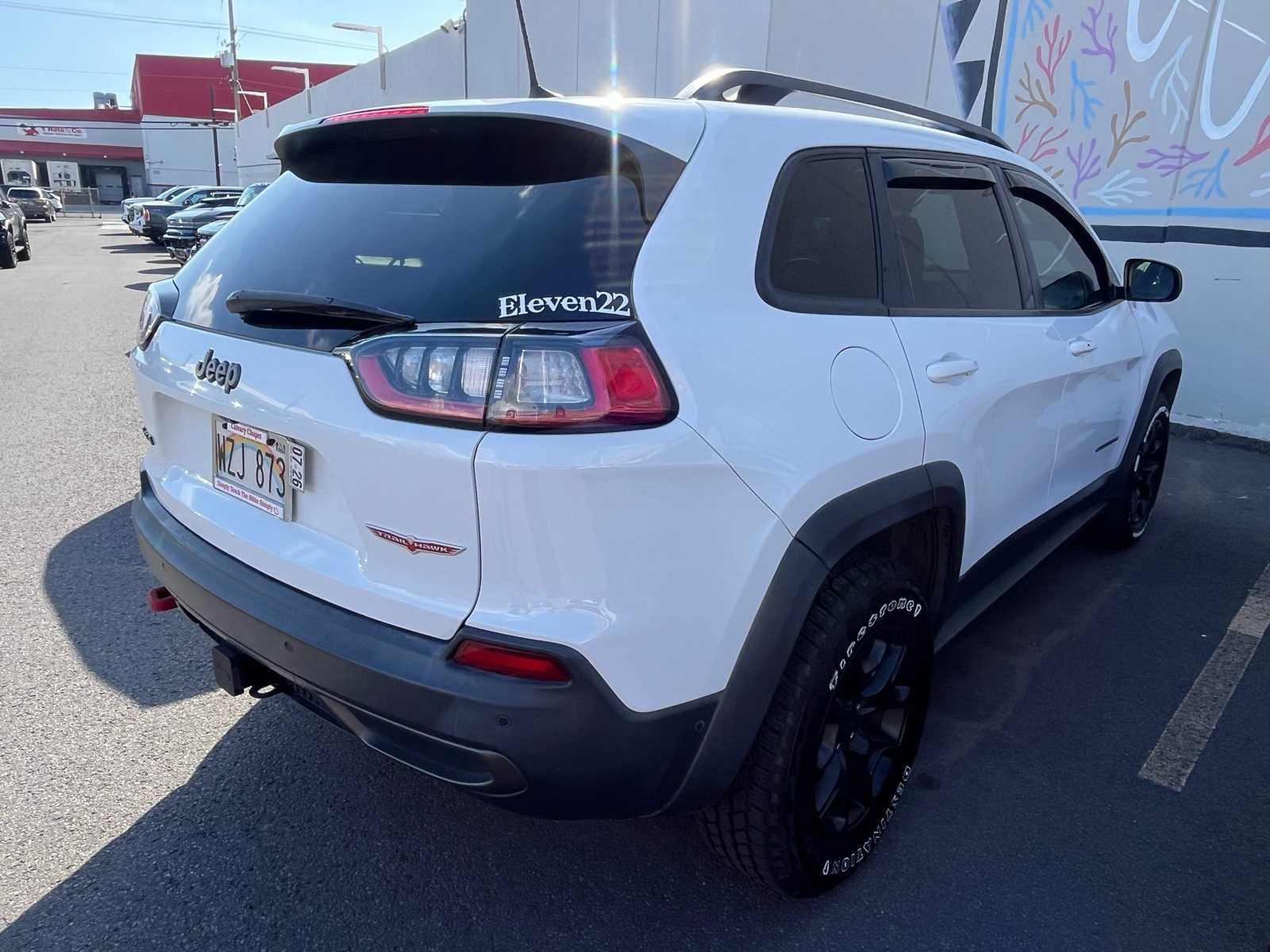 Thumbnail: 2019 Jeep Cherokee - 5