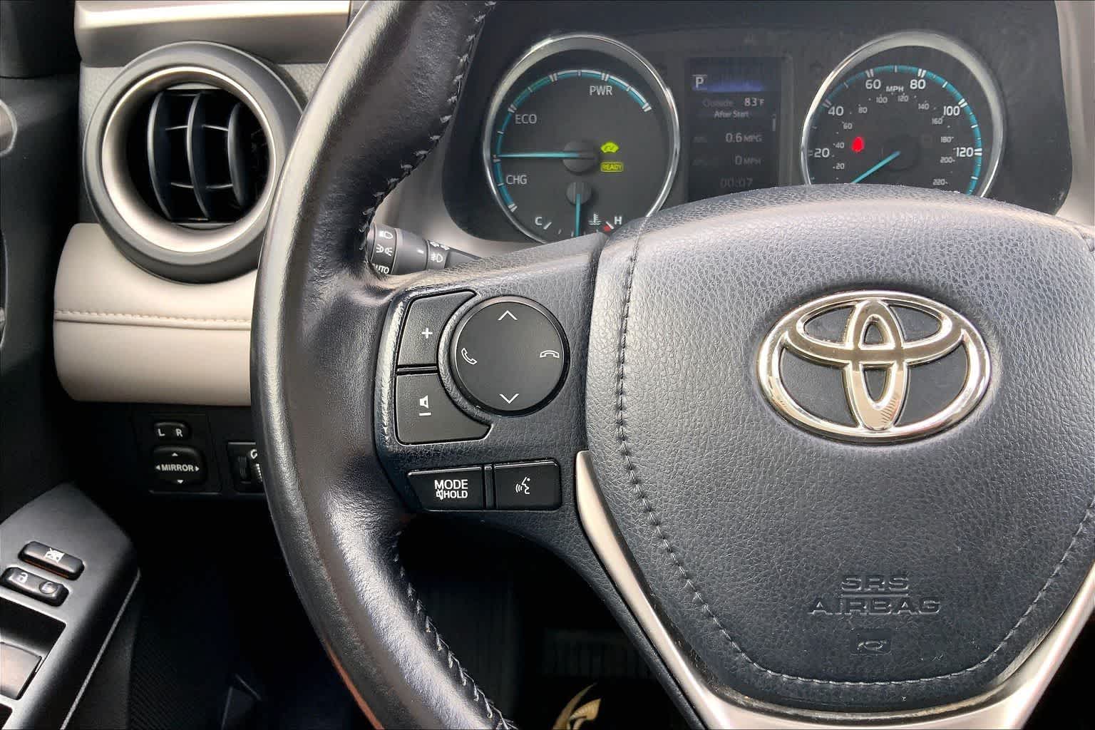 Thumbnail: 2017 Toyota RAV4 - 24