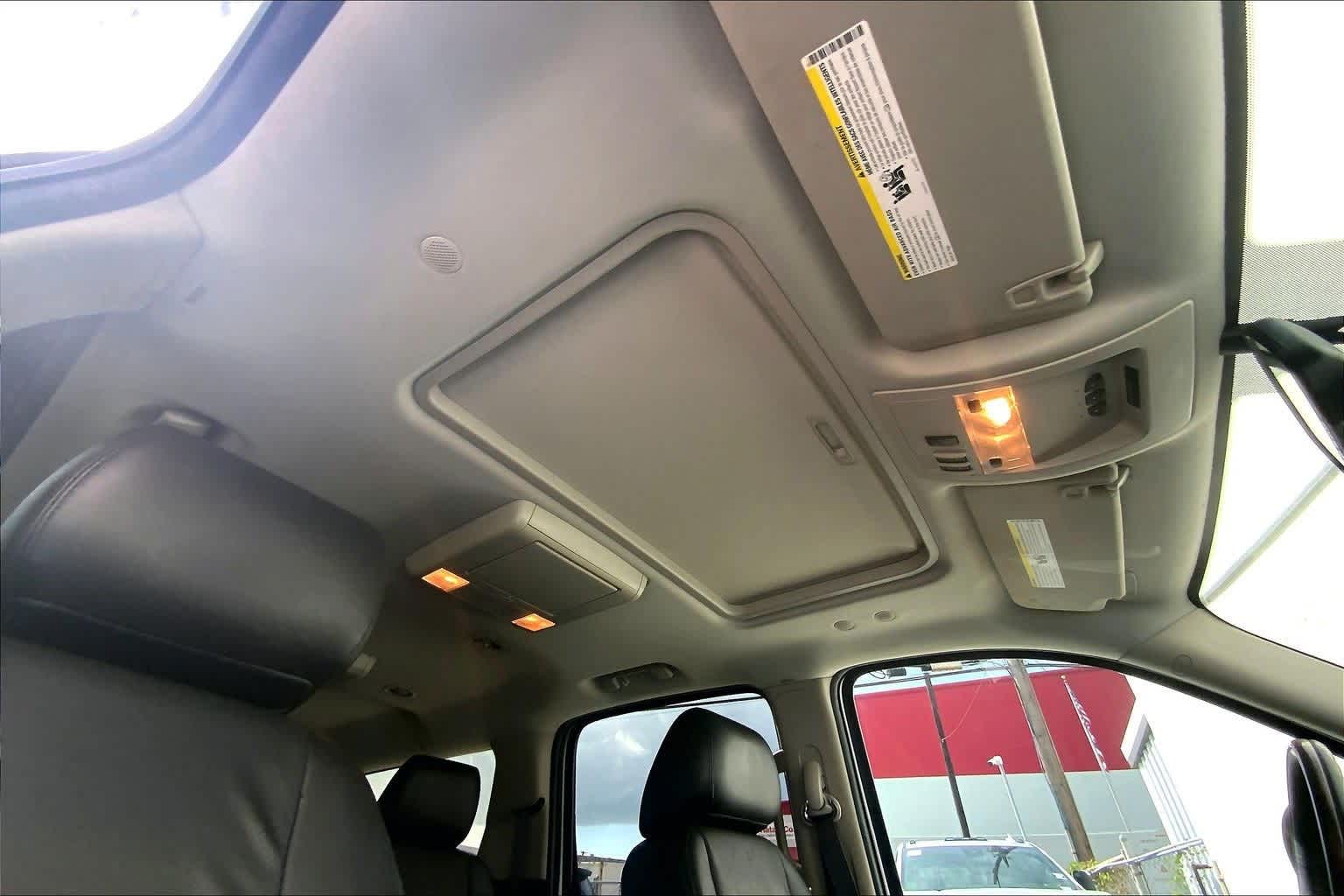 Thumbnail: 2014 GMC Yukon XL - 26